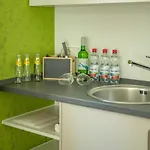 Gaestehaus Am Schlossplatz, Z. 4 게스트하우스 미르스부르크