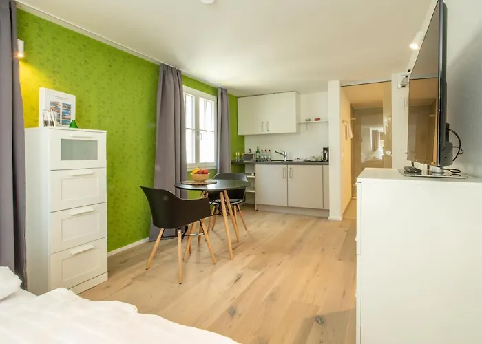 Gaestehaus Am Schlossplatz, Z. 4 3* ميرسبرغ